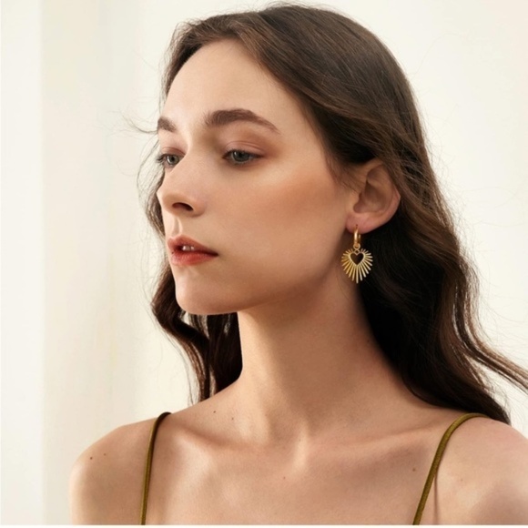 Gold 14k Gold Plated Heart Spiked Hoop Earrings - Picture 3 of 3